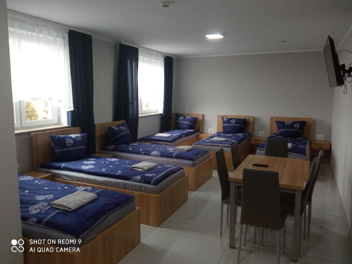Hostel Czerwony Szafir Grodzisk Grodzisk Mazowiecki Exteriér fotografie