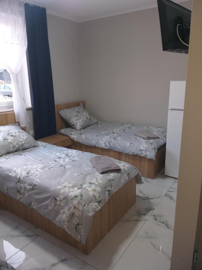 Hostel Czerwony Szafir Grodzisk Grodzisk Mazowiecki Exteriér fotografie