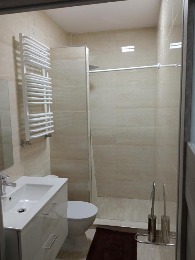 Hostel Czerwony Szafir Grodzisk Grodzisk Mazowiecki Exteriér fotografie
