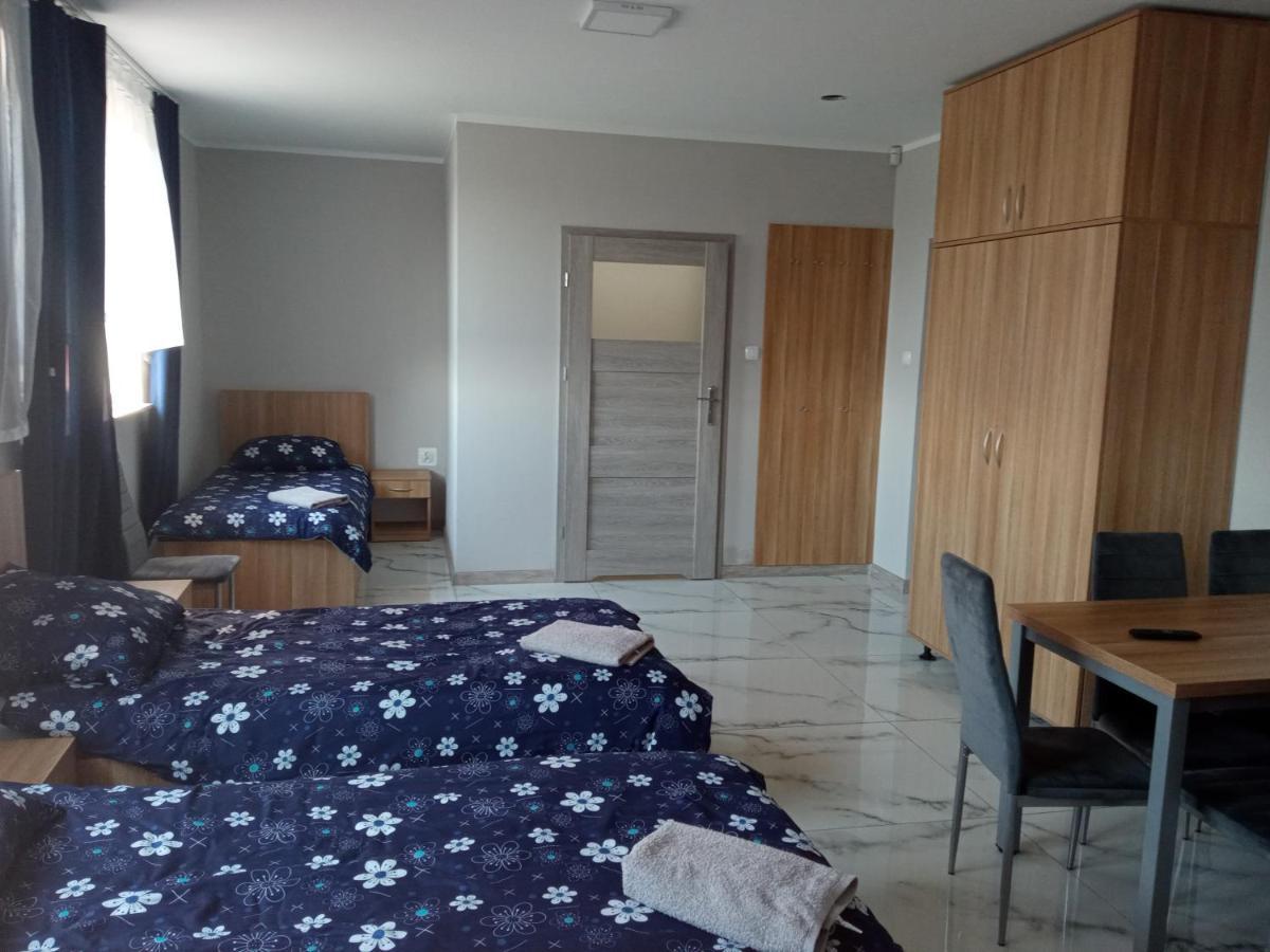 Hostel Czerwony Szafir Grodzisk Grodzisk Mazowiecki Exteriér fotografie